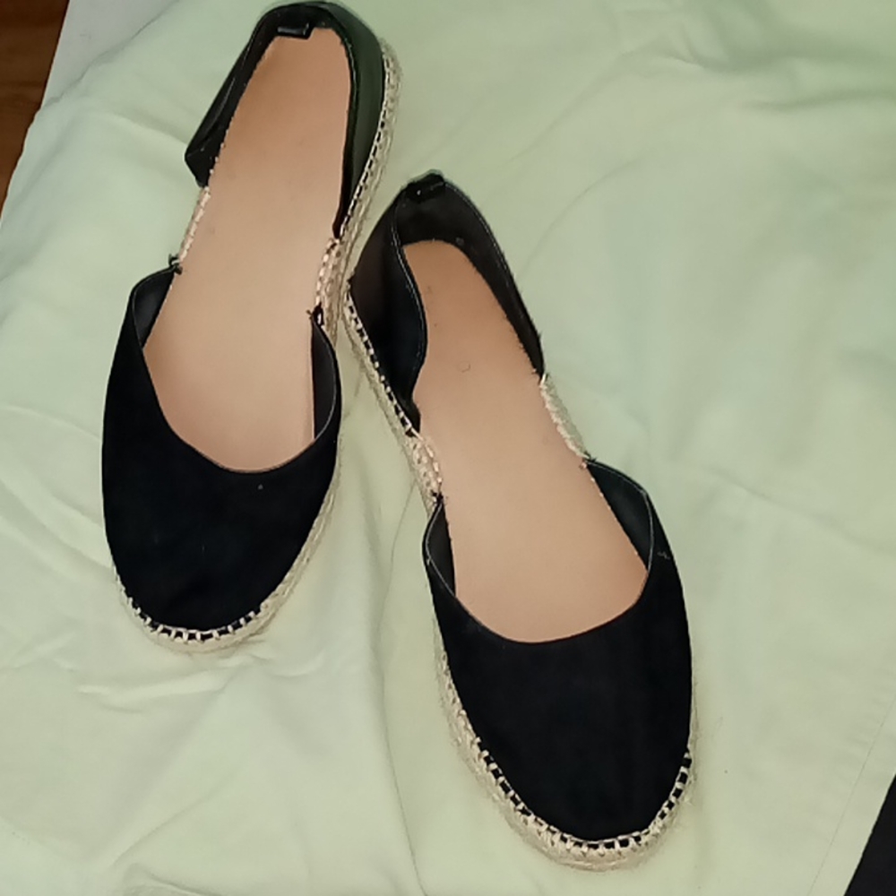 Women's dhoe